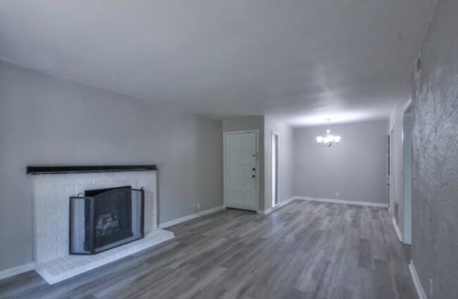 Photo - 2116 Hobbs Rd Unit M5