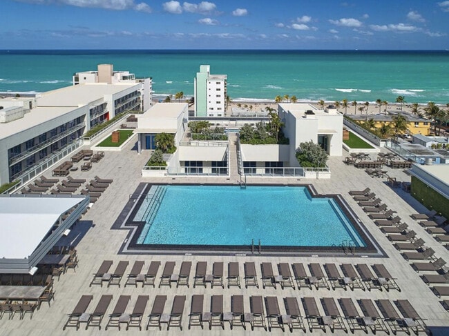 Photo - 111 N Ocean Dr Unit ID1056488P