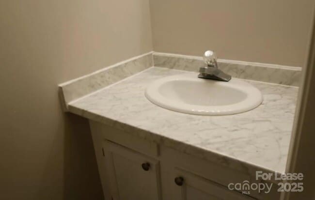 Photo - 90 Akron Ave