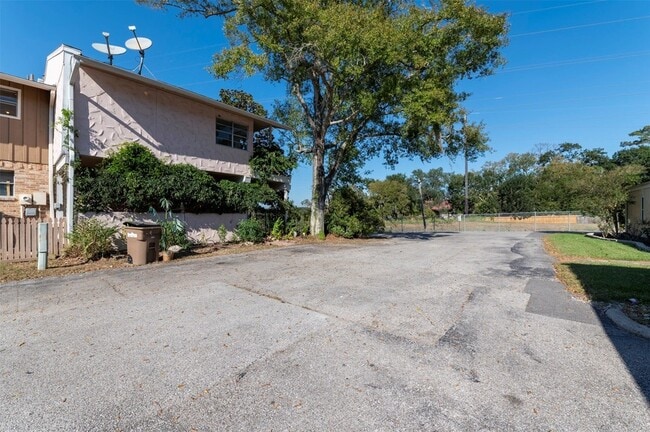 Photo - 2137 Casa Rio Cir