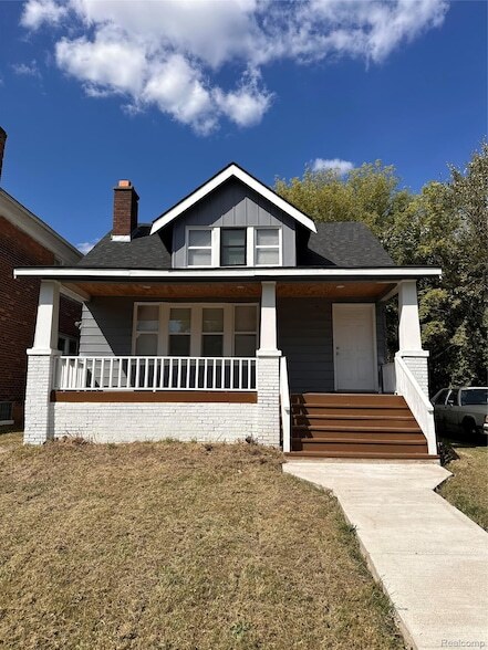 Building Photo - 2286 Tuxedo St