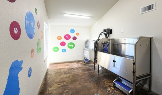 Never pay for grooming again! Give your pup the full treatment at our Pet Spa. - Arcadia Apartment Homes