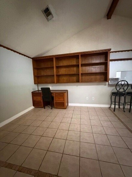 Photo - 1507 Sierra Dr