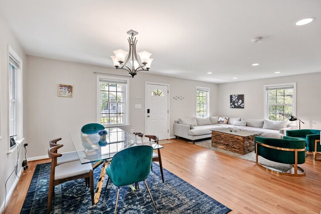 Photo - 2021 Washington Blvd Unit ID1395512P