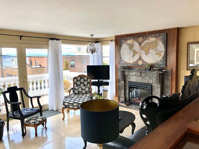 Photo - 4030 Beach Dr SW Unit ID1271728P