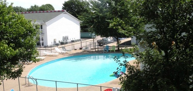 Pool - Village on the Green