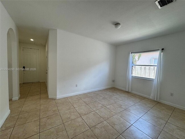 Photo - 2356 NE 3rd Ct