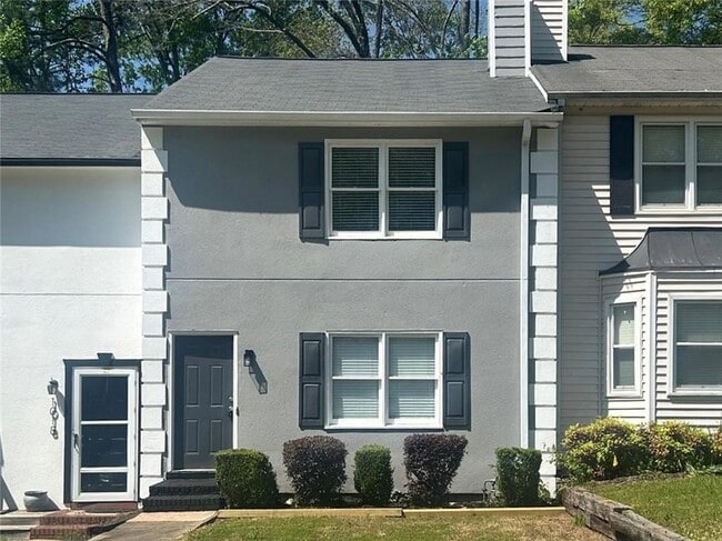 Building Photo - 1016 Kennesborough Rd NW