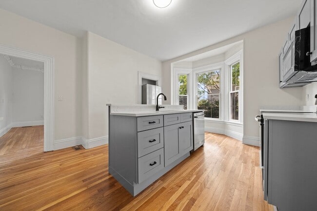 Photo - 16 Lafayette St Unit 1