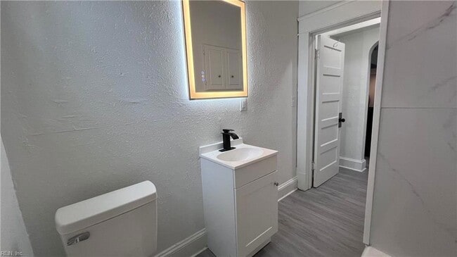 Photo - 1707 Holladay St