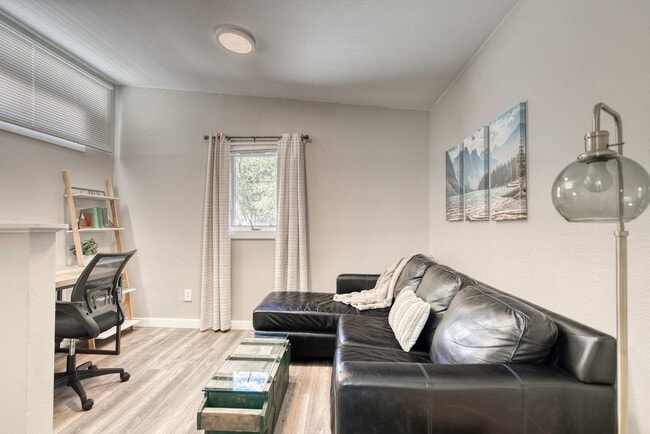 Photo - 2818 Rose Hill St Unit ID1324060P