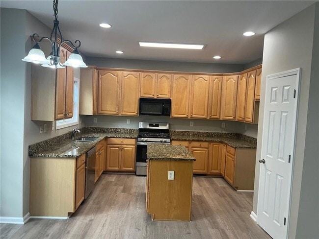 Photo - 365 Vinings Vintage Cir SE