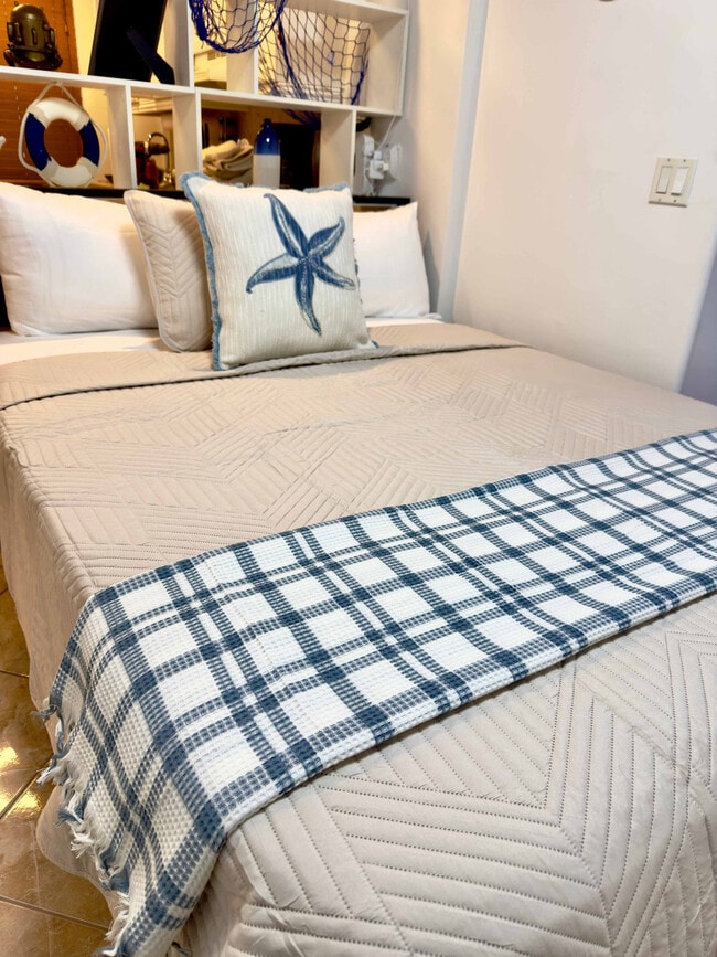 Building Photo - 330 Grant St Unit FL1-ID1077061P