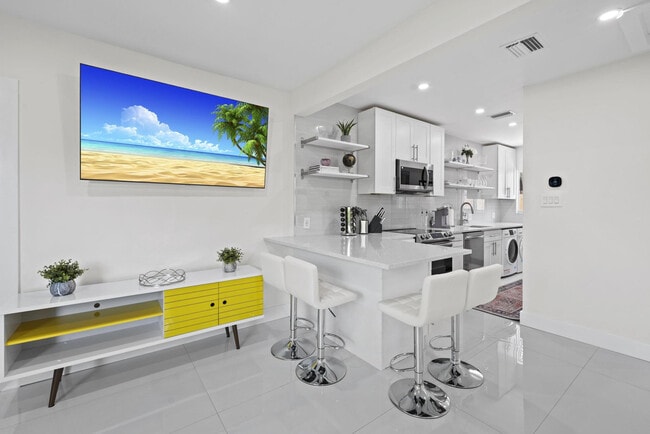 Photo - 44 N Federal Hwy Unit ID1019223P