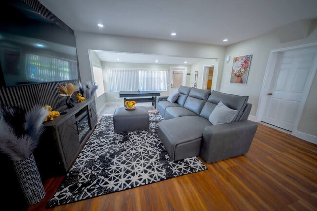 Photo - 2281 SW 15th St Unit SI ID1588376P