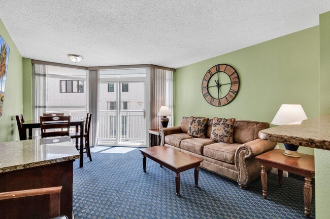 Building Photo - 2506 N Ocean Blvd Unit ID1266886P