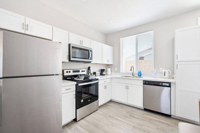 Photo - 6612 W Paradise Ln Unit ID1240442P