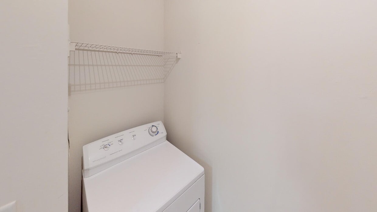 Floor Plan - THE CHURCHILL DOWNS