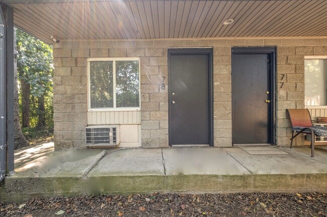 Photo - Studio 48 Apartments