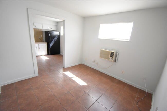 Photo - 4353 Brinkley St Unit 5