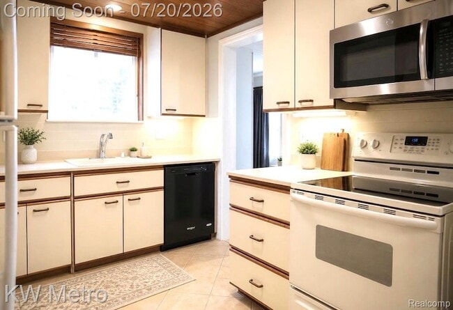 Photo - 619 N Elizabeth St
