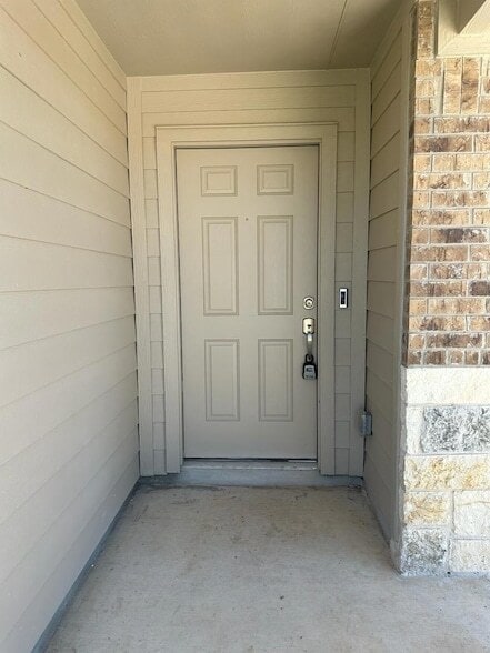 Photo - 183 Otter Rd