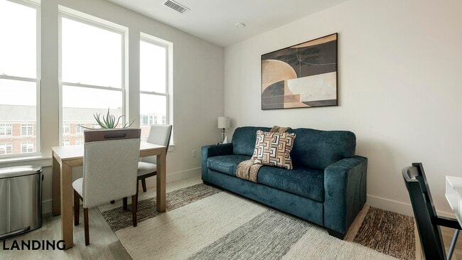 Building Photo - 2005 11th St NW Unit 507