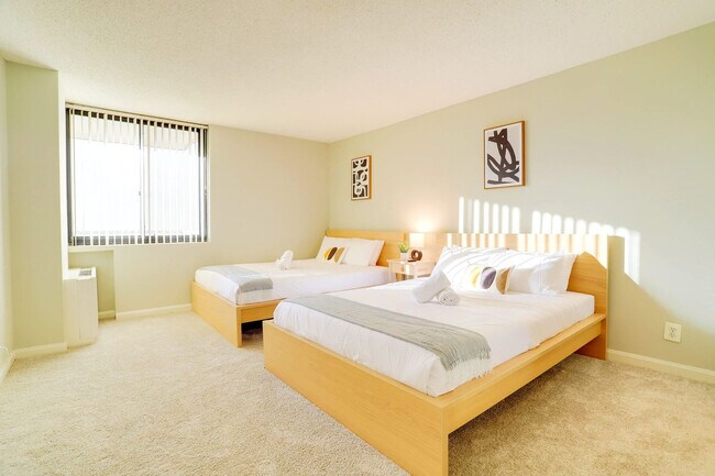 Photo - 320 23rd St S Unit FL14-ID1022516P