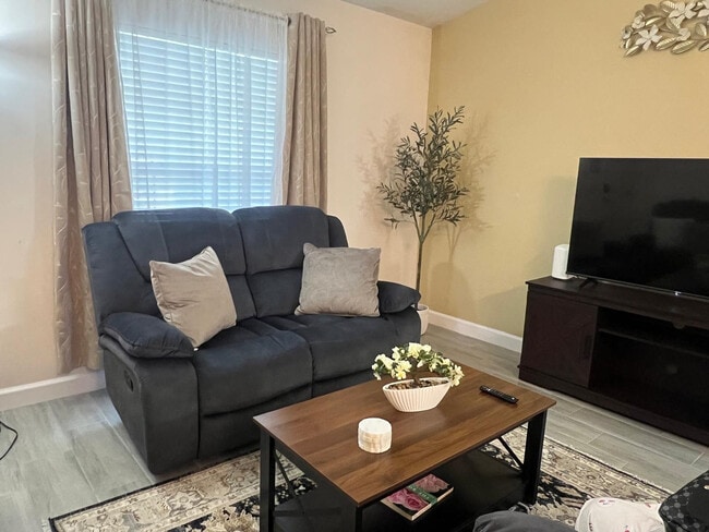 Photo - 13775 SW 115 Pl Unit SI FL1-ID1331069P