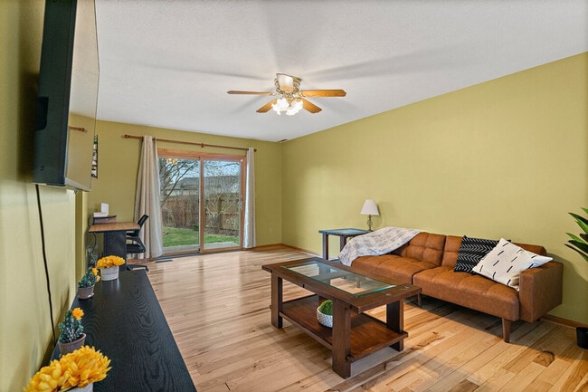 Photo - 2422 Cedar Crest Dr Unit ID1397952P