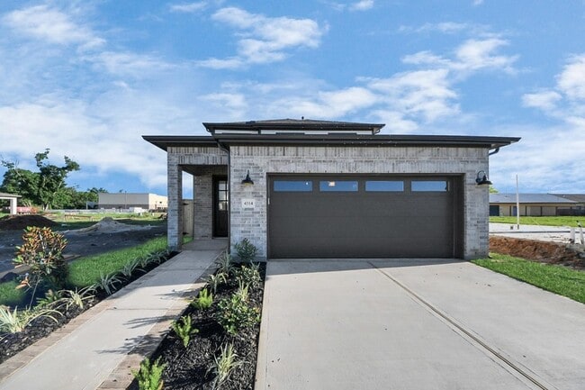 Photo - 4324 Avron Dr