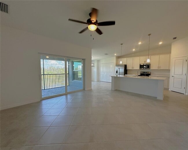 Photo - 14271 Heritage Landing Blvd