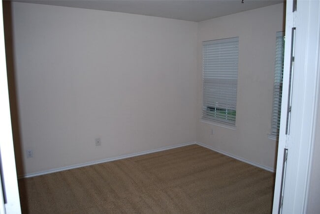 Photo - 4713 Fox Sedge Ln