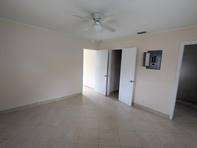 Photo - 1021 Selkirk St
