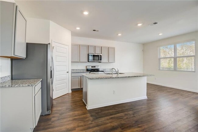 Photo - 257 Bur Oak Bend