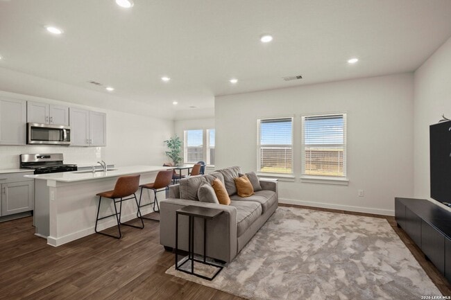 Photo - 326 Merriman Rd