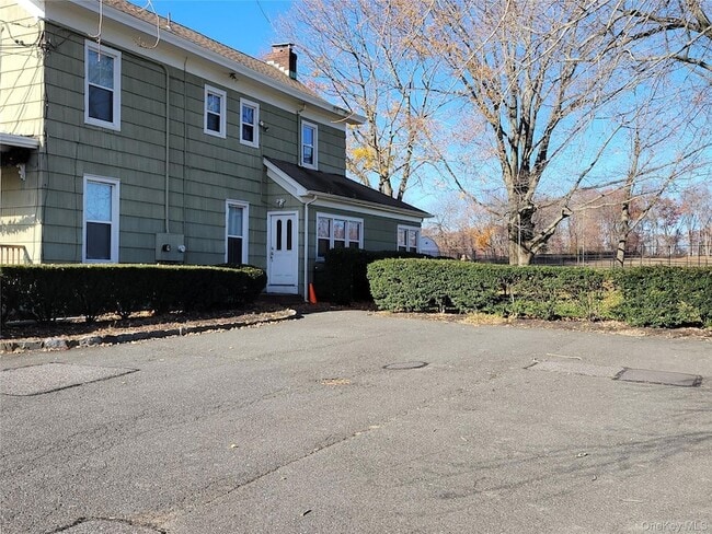 Building Photo - 475 NY-25A