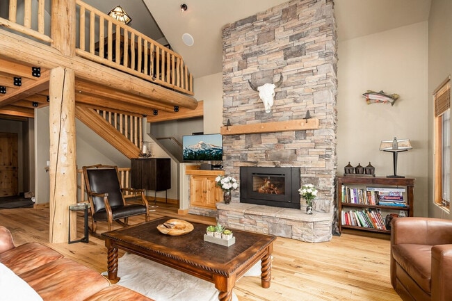 Photo - 4 Full Moon Rd Unit ID1255694P