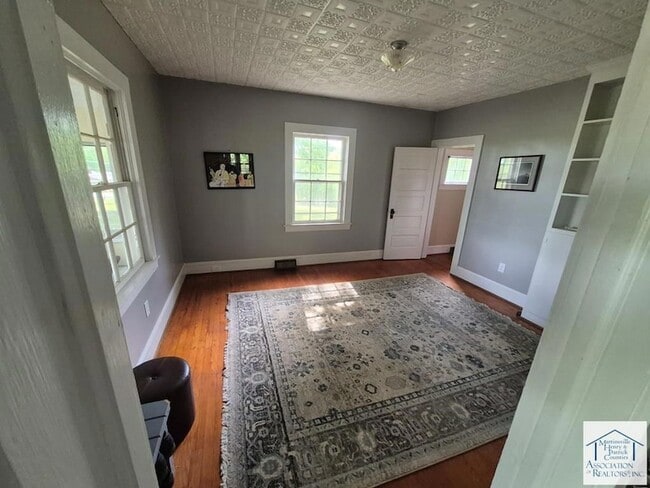 Photo - 82 Maple Leaf Rd