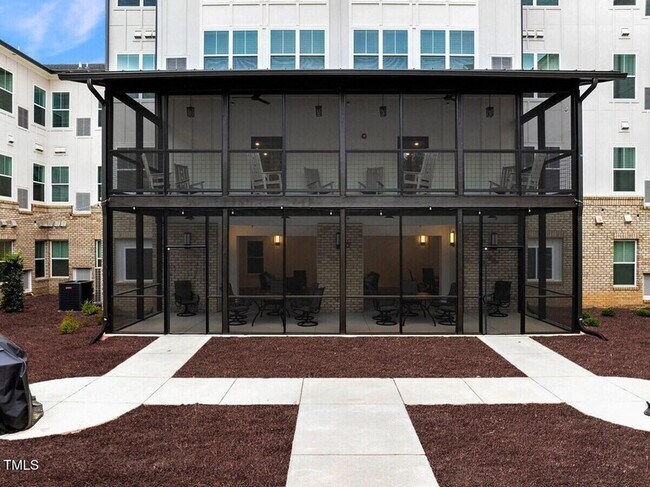 Photo - 1001 Mulford Ct Unit A1