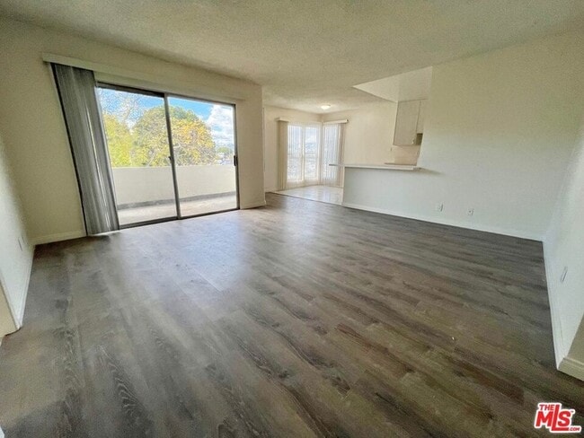 Photo - 1426 Orange Grove Ave