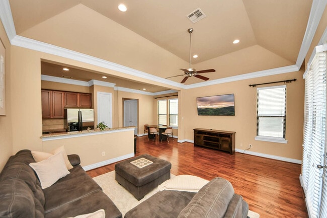 Photo - 2519 St Emanuel St Unit ID1241246P