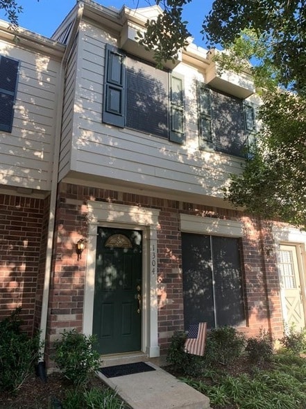 Building Photo - 2910 Grants Lake Blvd Unit 1304