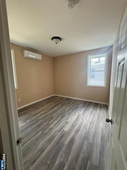 Photo - 172 N Main St Unit 5