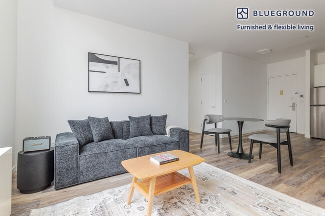 Photo - 556 3rd Ave Unit FL25-ID2056