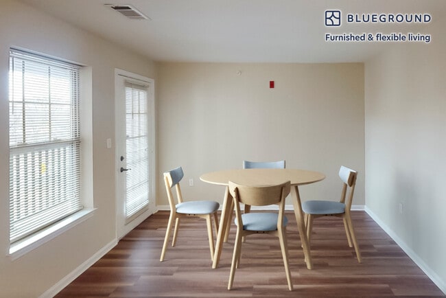 Photo - 160 Boylston St Unit SI FL1-ID5749A