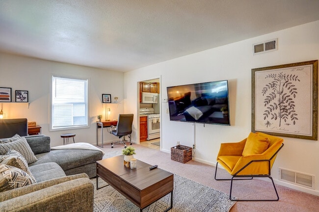 Photo - 8 Craig Ave Unit ID1377396P