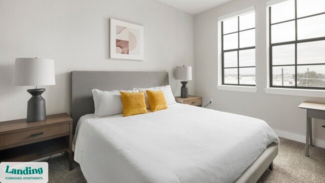 Building Photo - 1215 Sawyer St Unit 472