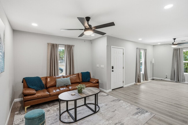 Photo - 830 Porter St Unit SI ID1335698P