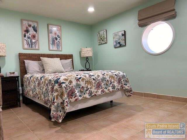 Photo - 6201 Padre Blvd